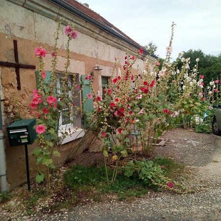 Bed and Breakfast Au Calme Houssay  Exteriér fotografie